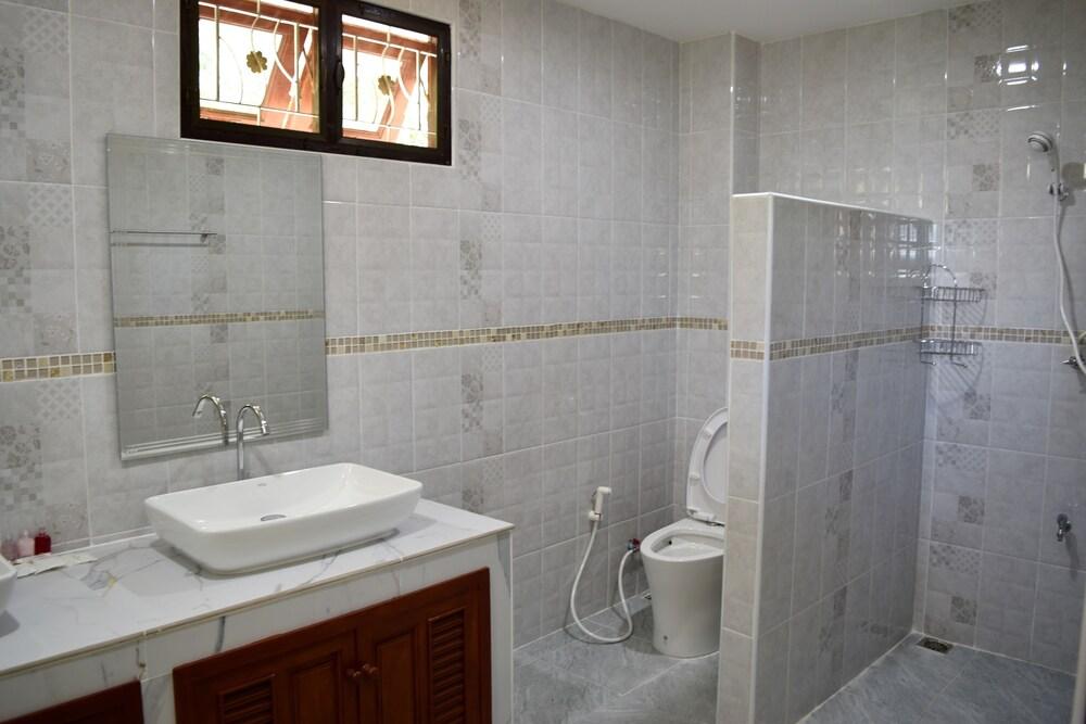 Kate House Bangsaphan Bangszaphan Kültér fotó